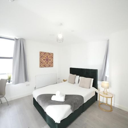 Ealing Broadway Great Stay 7-Minute Walk From The Underground Exterior foto