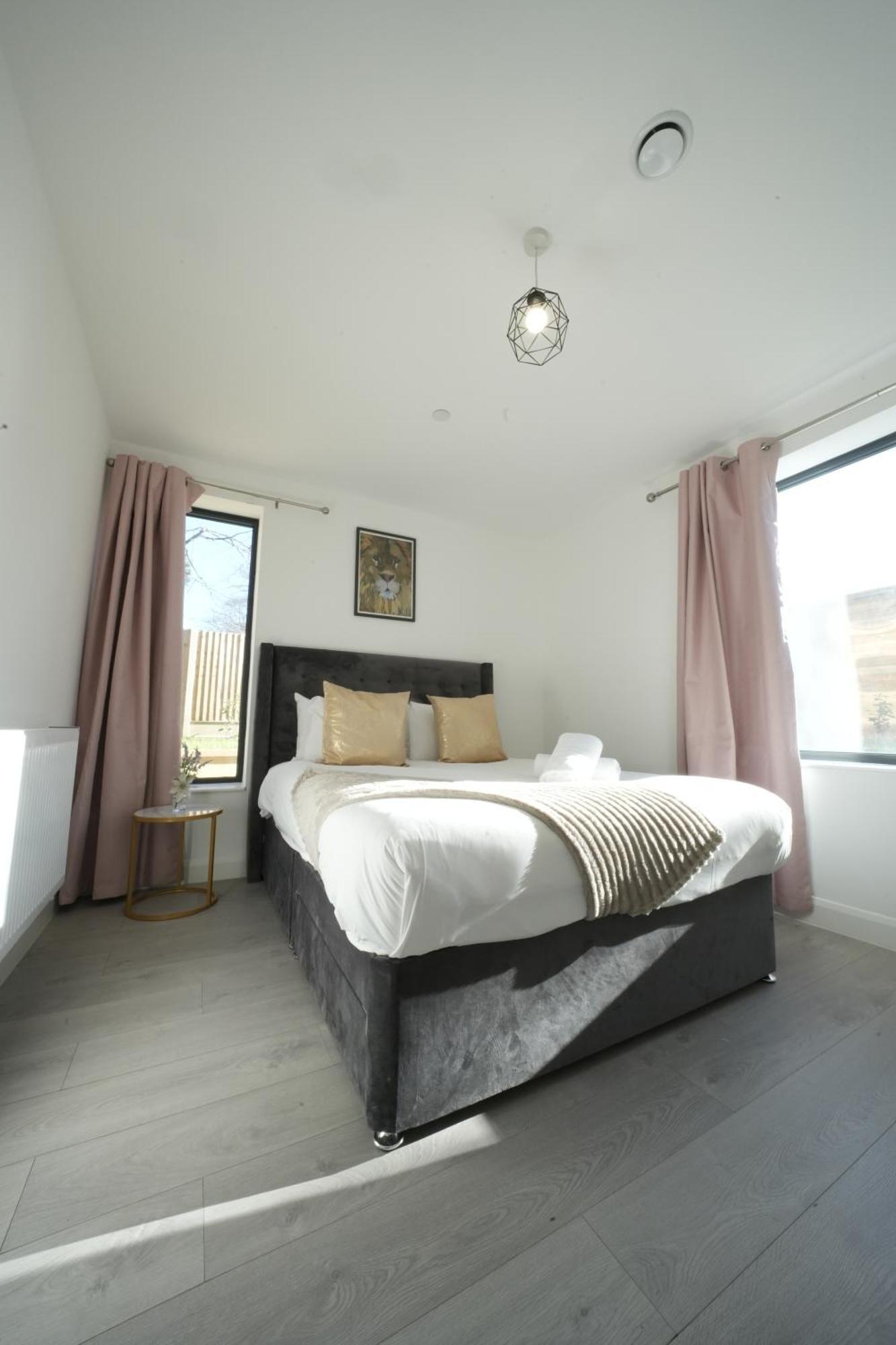 Ealing Broadway Great Stay 7-Minute Walk From The Underground Exterior foto