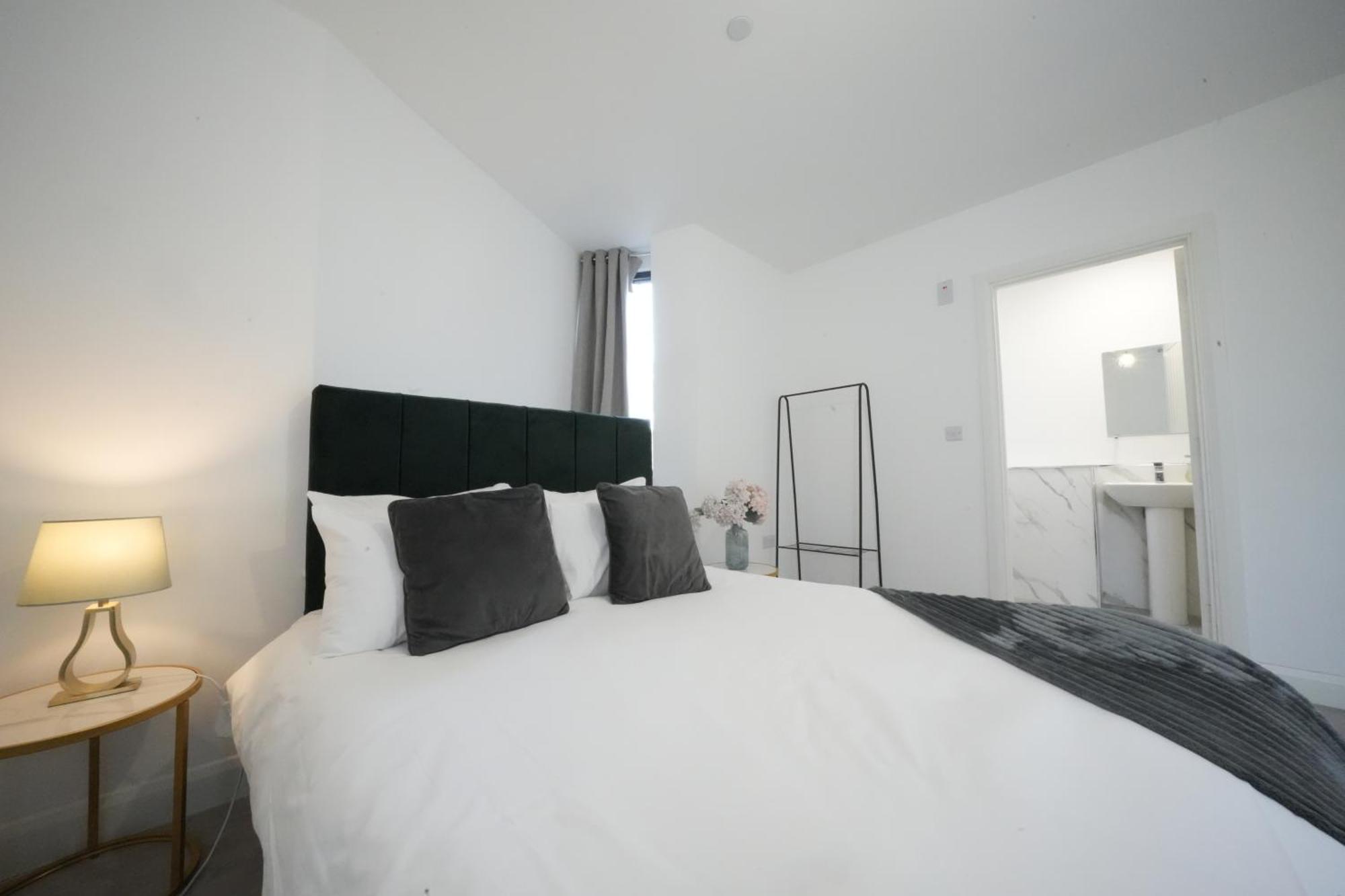 Ealing Broadway Great Stay 7-Minute Walk From The Underground Exterior foto